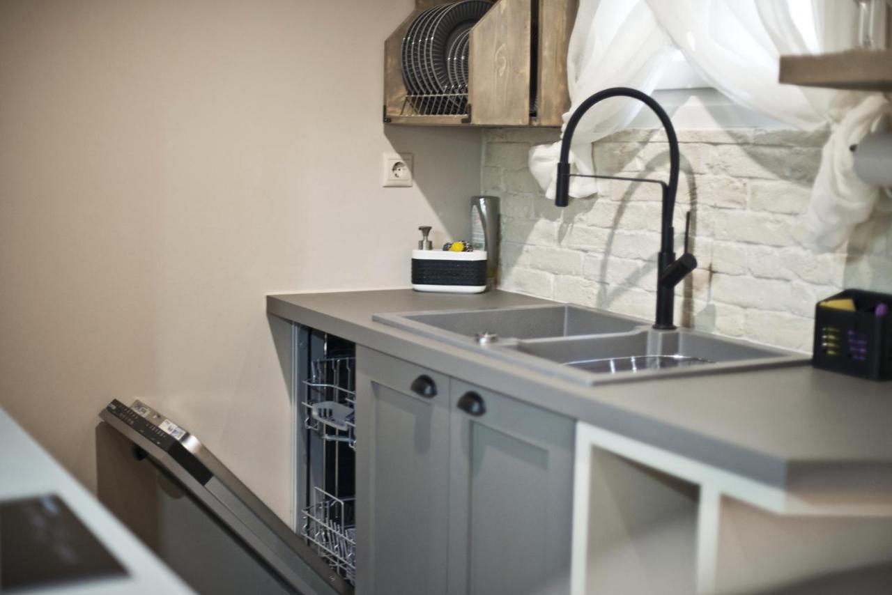 Stylish Apartment At Pagrati Атина Екстериор снимка