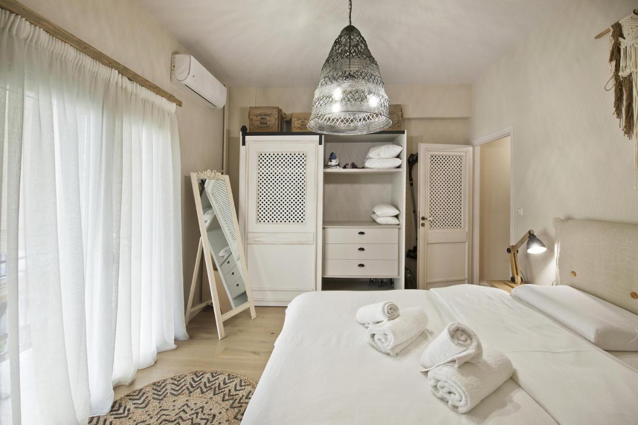 Stylish Apartment At Pagrati Атина Екстериор снимка