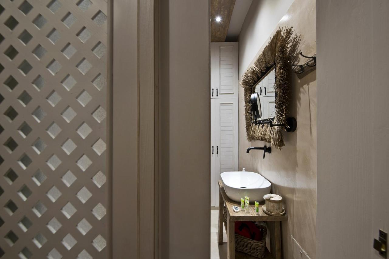 Stylish Apartment At Pagrati Атина Екстериор снимка